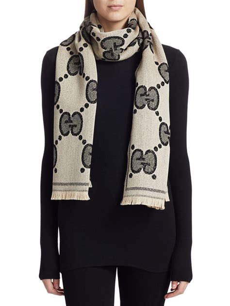 gucci gg wool jacquard scarf